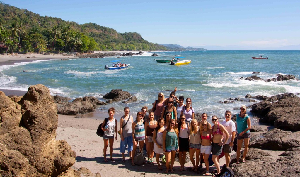 Yoga in Montezuma